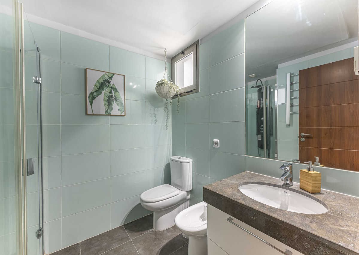 5 Bed Apartment for sale in La Cala De Mijas Costa Del Sol, Málaga, Spain
