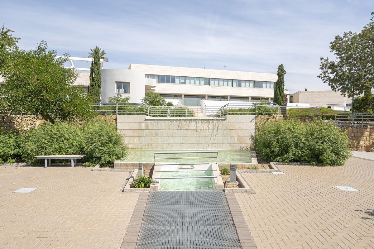 5 Bed Apartment for sale in La Cala De Mijas Costa Del Sol, Málaga, Spain