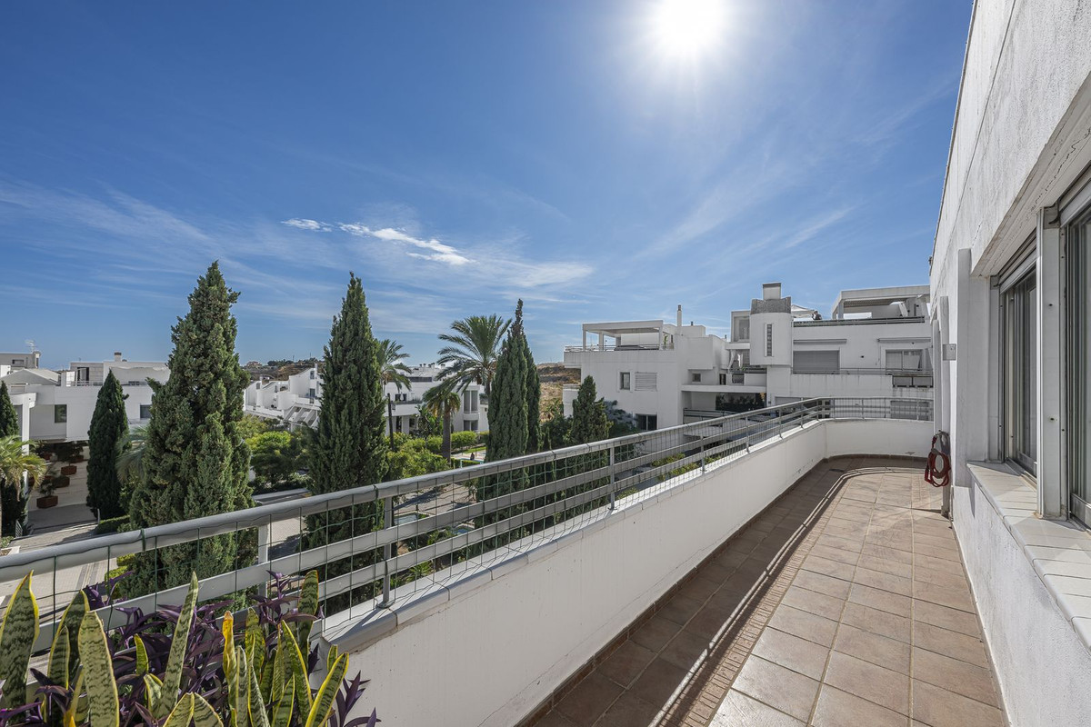 5 Bed Apartment for sale in La Cala De Mijas Costa Del Sol, Málaga, Spain
