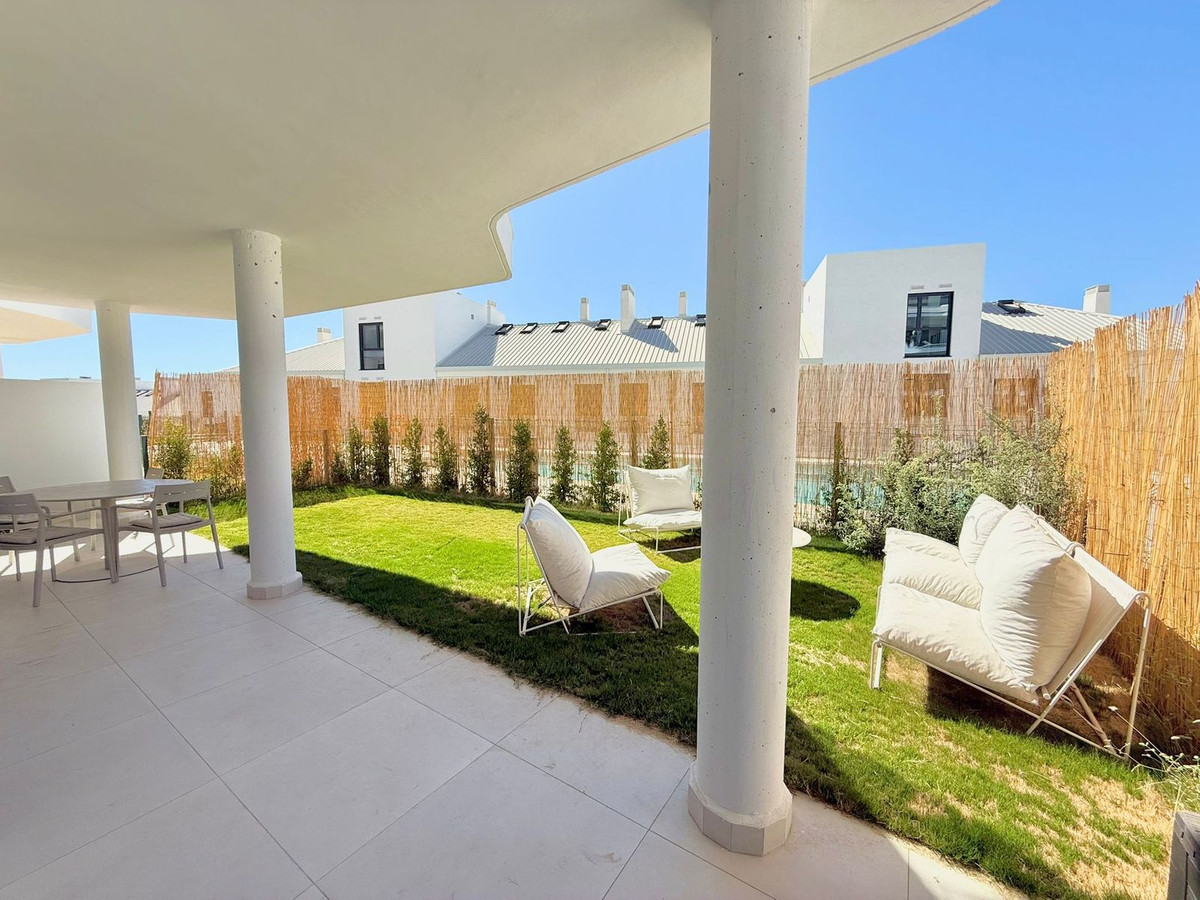 Se vende Apartamento Planta Baja de 2 dormitorios en Costa Del Sol, Málaga, España