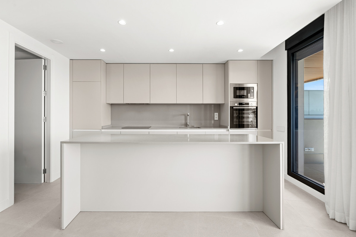 2 Bed Apartment for sale in Selwo Costa Del Sol, Málaga, Spain