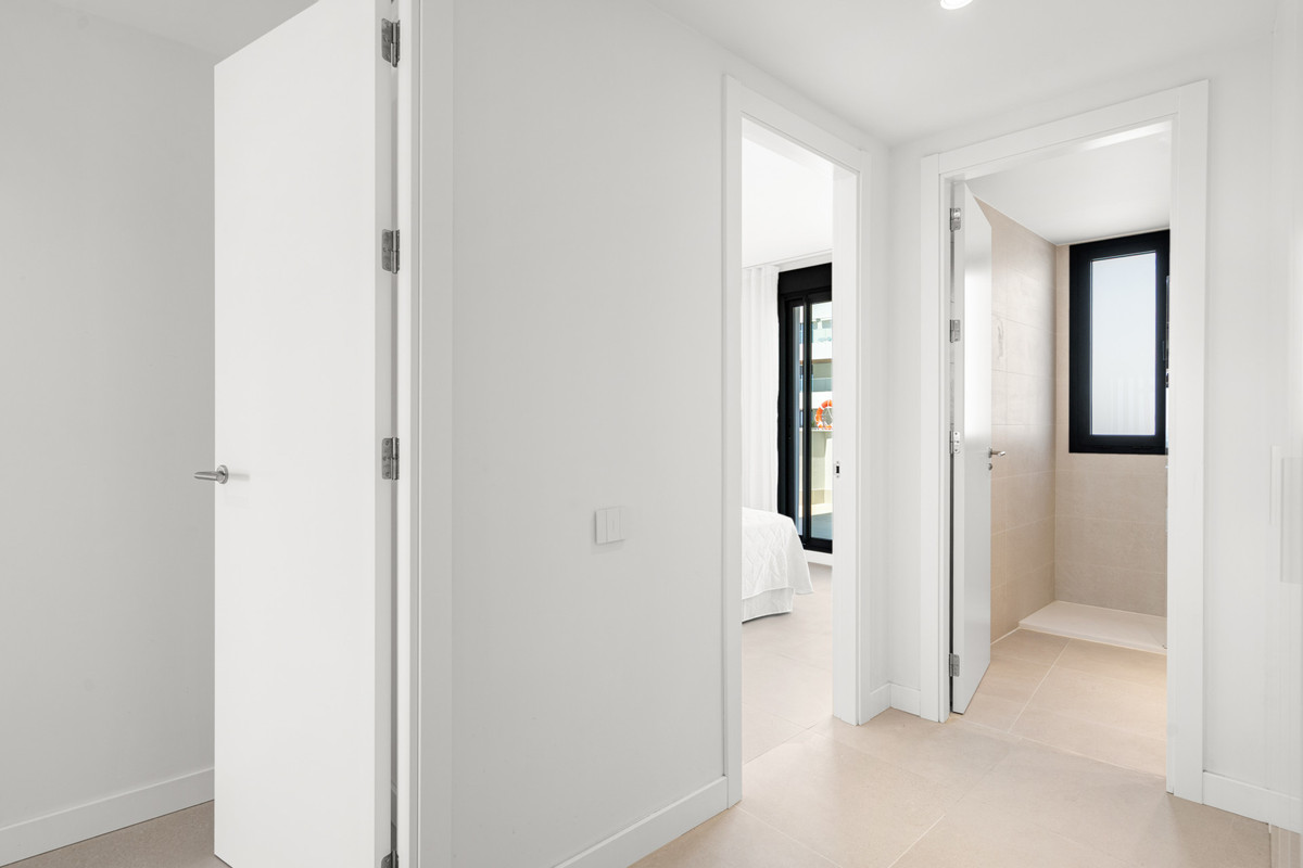 2 Bed Apartment for sale in Selwo Costa Del Sol, Málaga, Spain