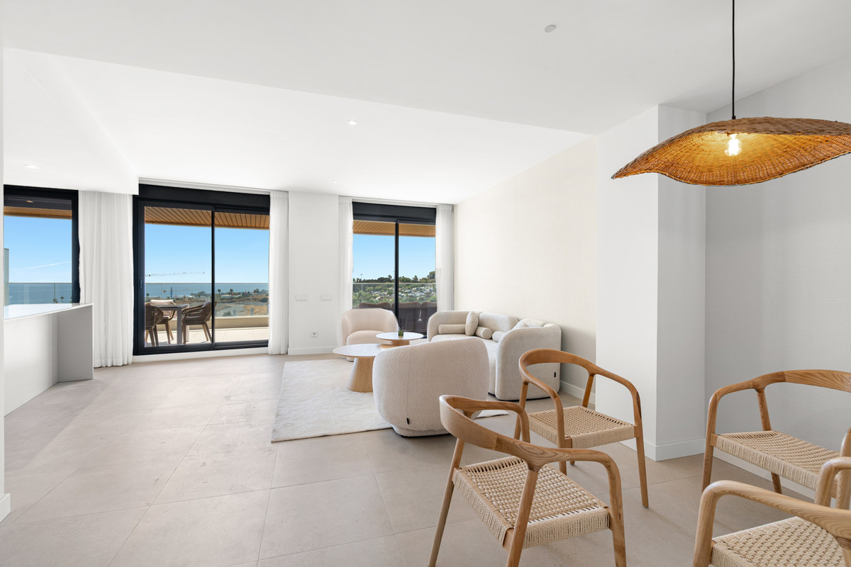2 Bed Apartment for sale in Selwo Costa Del Sol, Málaga, Spain