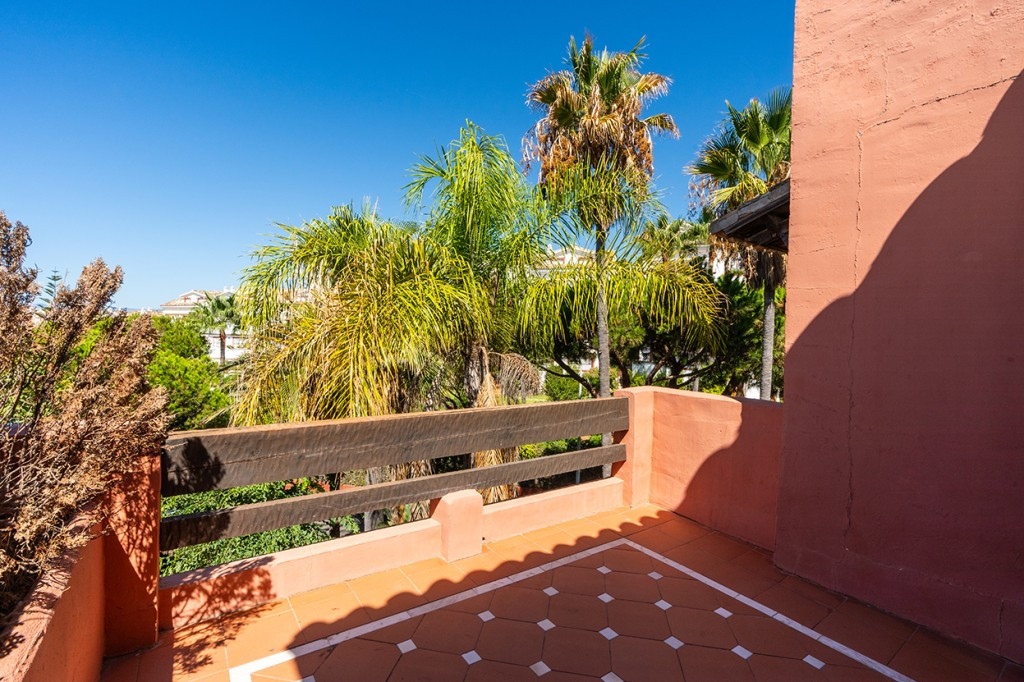 3 Bed Apartment for sale in Marbella Costa Del Sol, Málaga, Spain