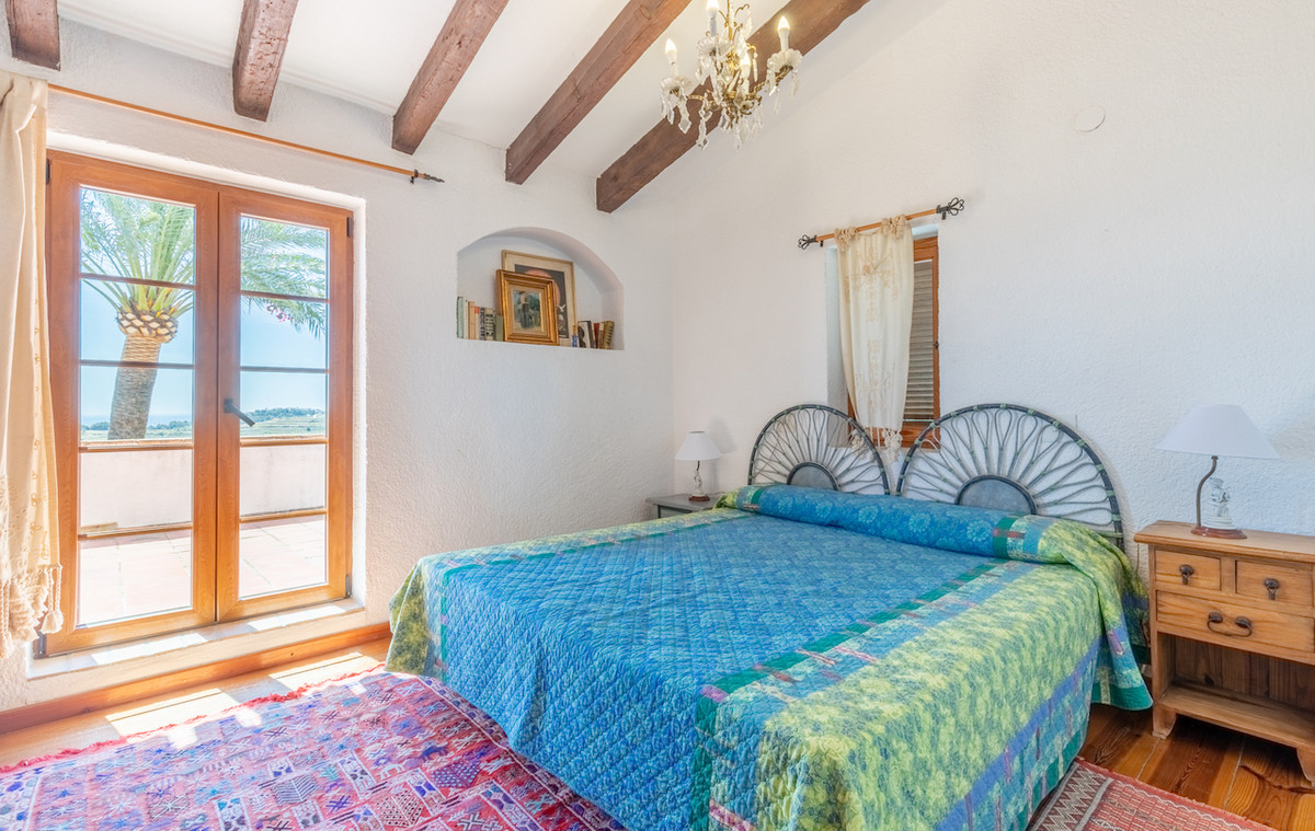 8 Bed Townhouse for sale in Teulada Costa Blanca, Alicante, Spain