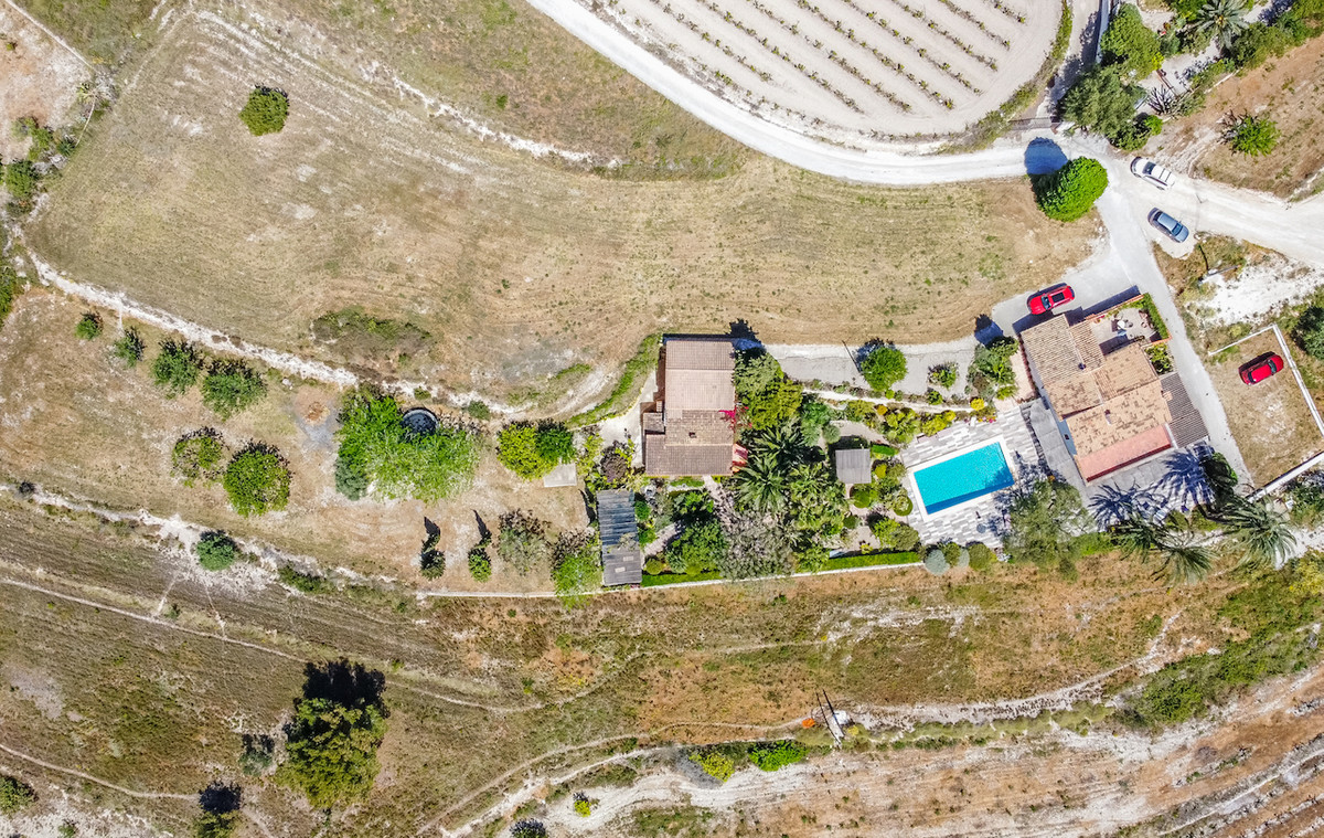 8 Bed Townhouse for sale in Teulada Costa Blanca, Alicante, Spain