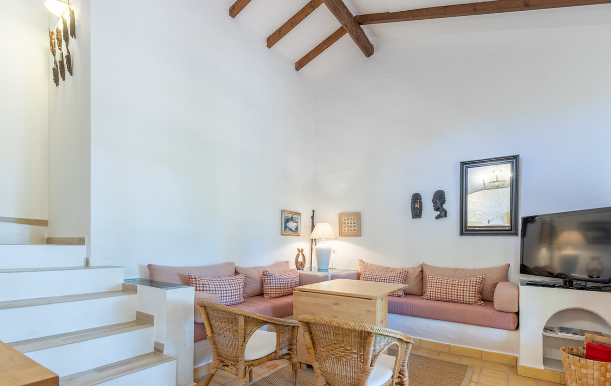 8 Bed Townhouse for sale in Teulada Costa Blanca, Alicante, Spain