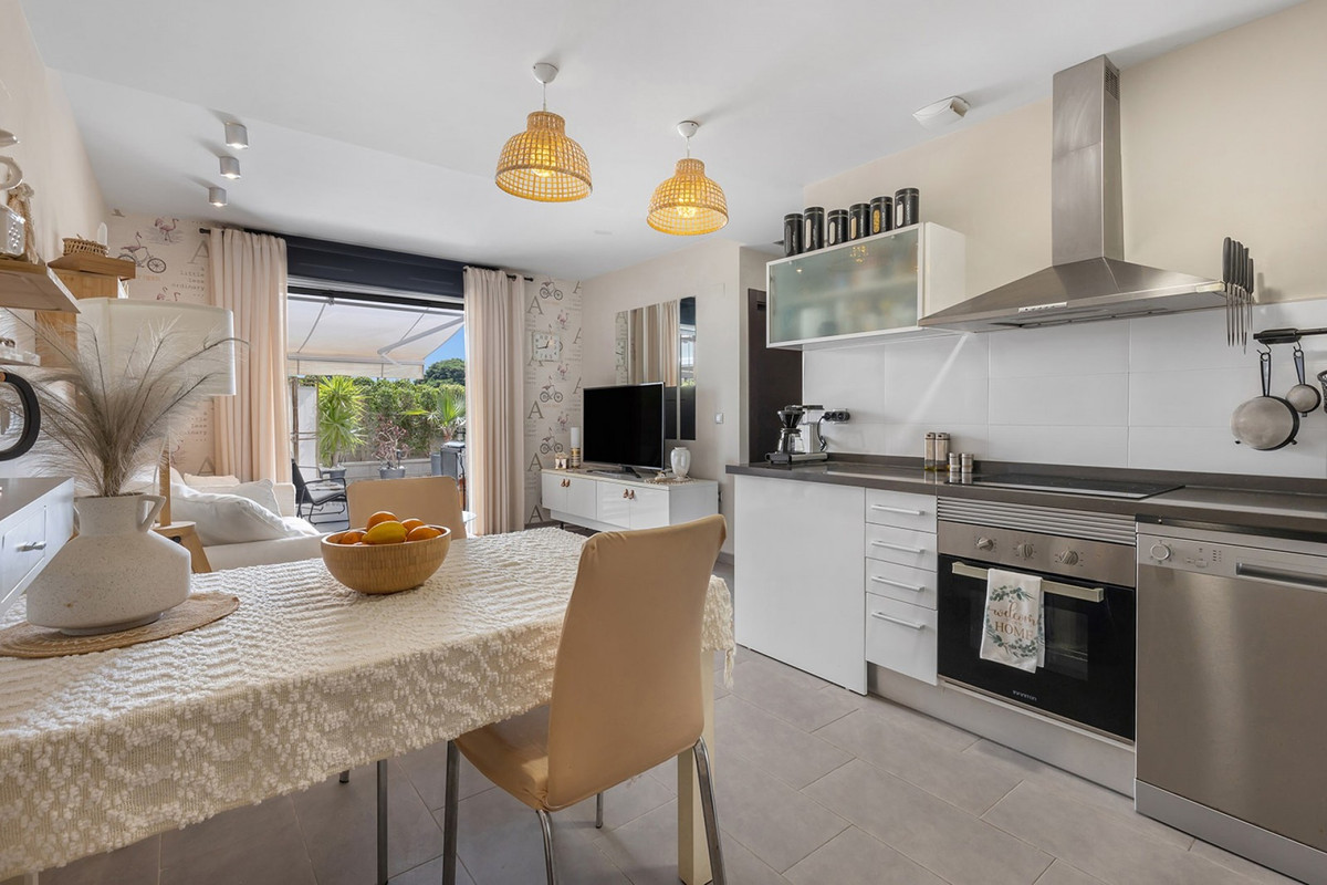 Se vende Apartamento Planta Baja de 2 dormitorios en Costa Blanca, Alicante, España