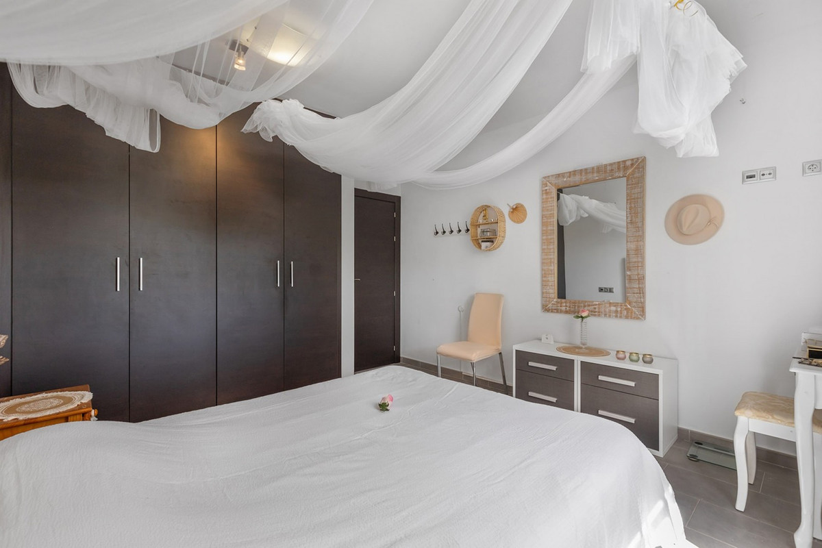 Se vende Apartamento Planta Baja de 2 dormitorios en Costa Blanca, Alicante, España
