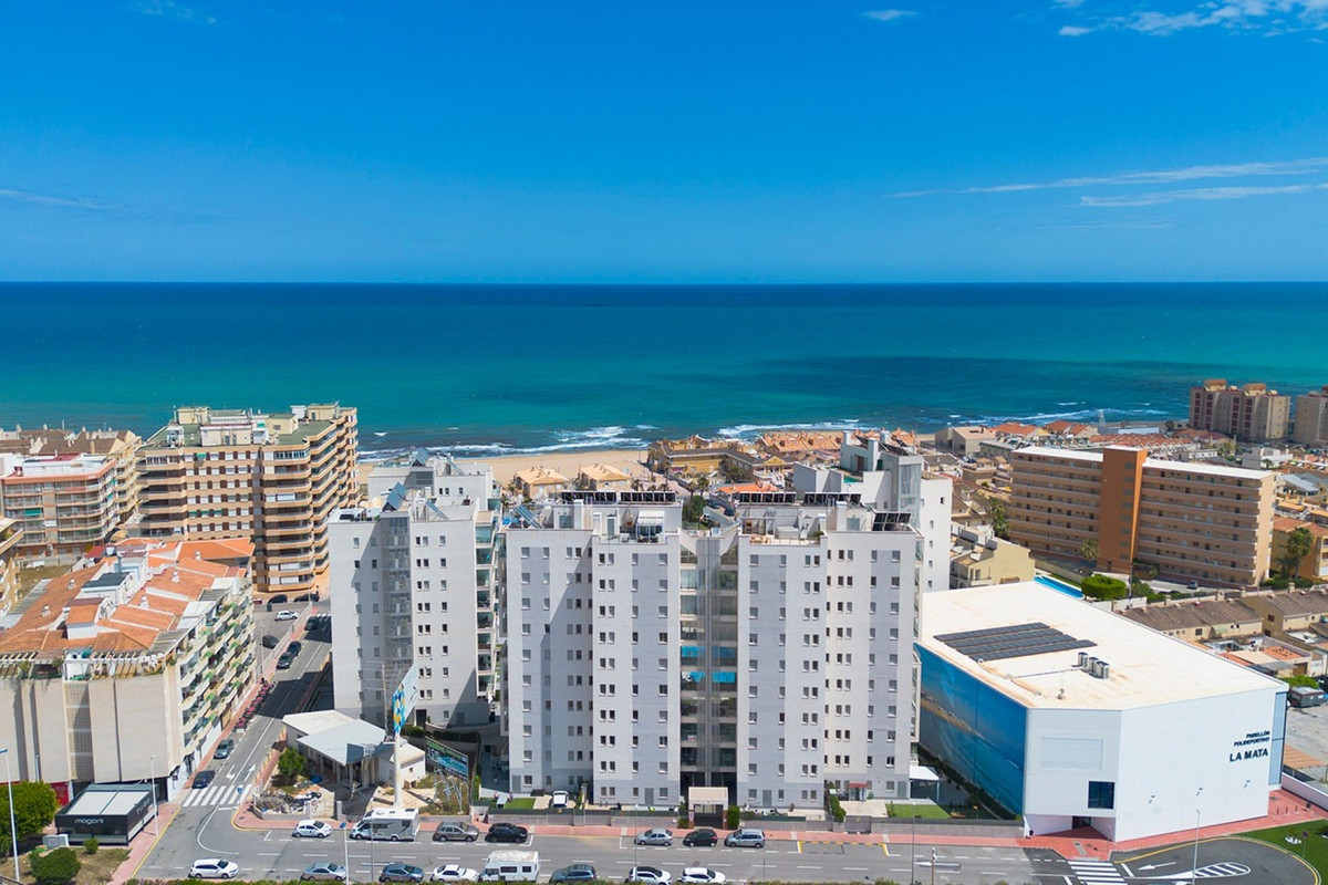Se vende Apartamento Planta Baja de 2 dormitorios en Costa Blanca, Alicante, España