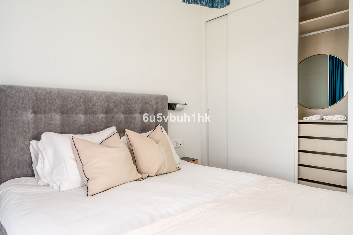 3 Bed Apartment for sale in Fuengirola Costa Del Sol, Málaga, Spain