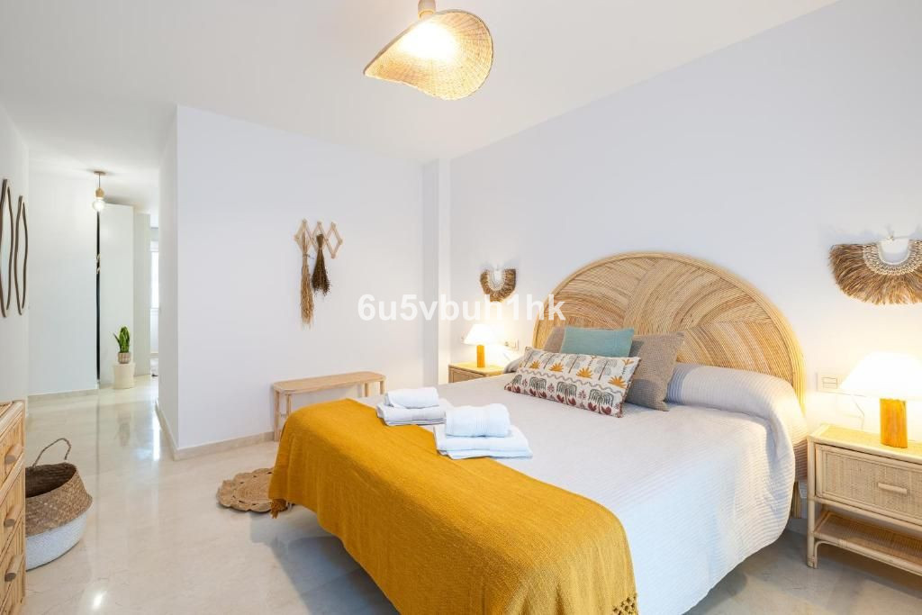 4 Bed Apartment for sale in Fuengirola Costa Del Sol, Málaga, Spain