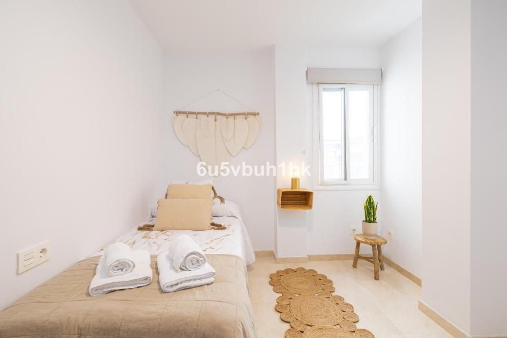 4 Bed Apartment for sale in Fuengirola Costa Del Sol, Málaga, Spain