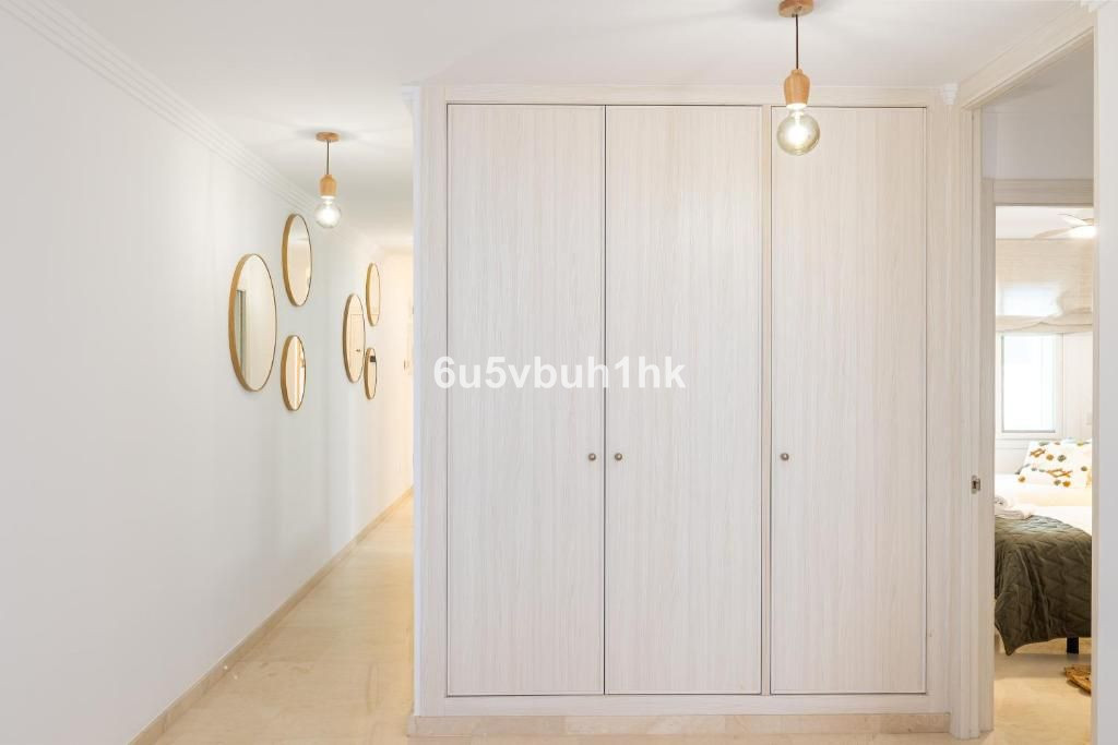 4 Bed Apartment for sale in Fuengirola Costa Del Sol, Málaga, Spain