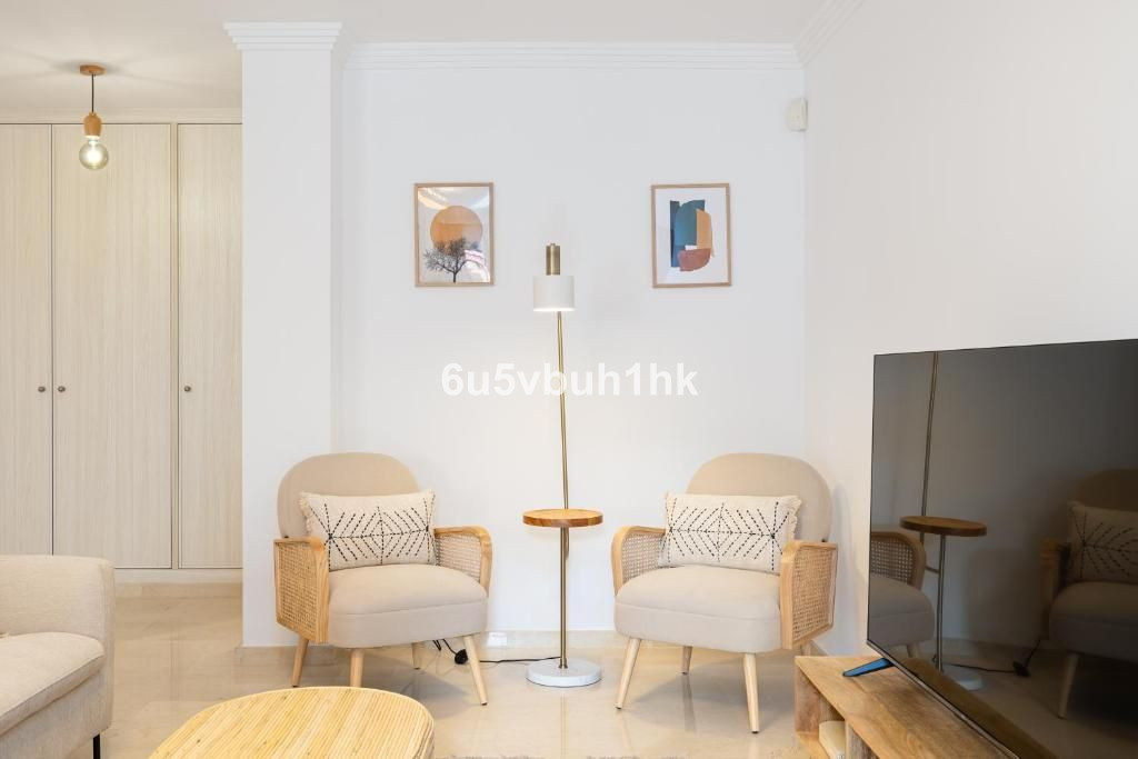 4 Bed Apartment for sale in Fuengirola Costa Del Sol, Málaga, Spain