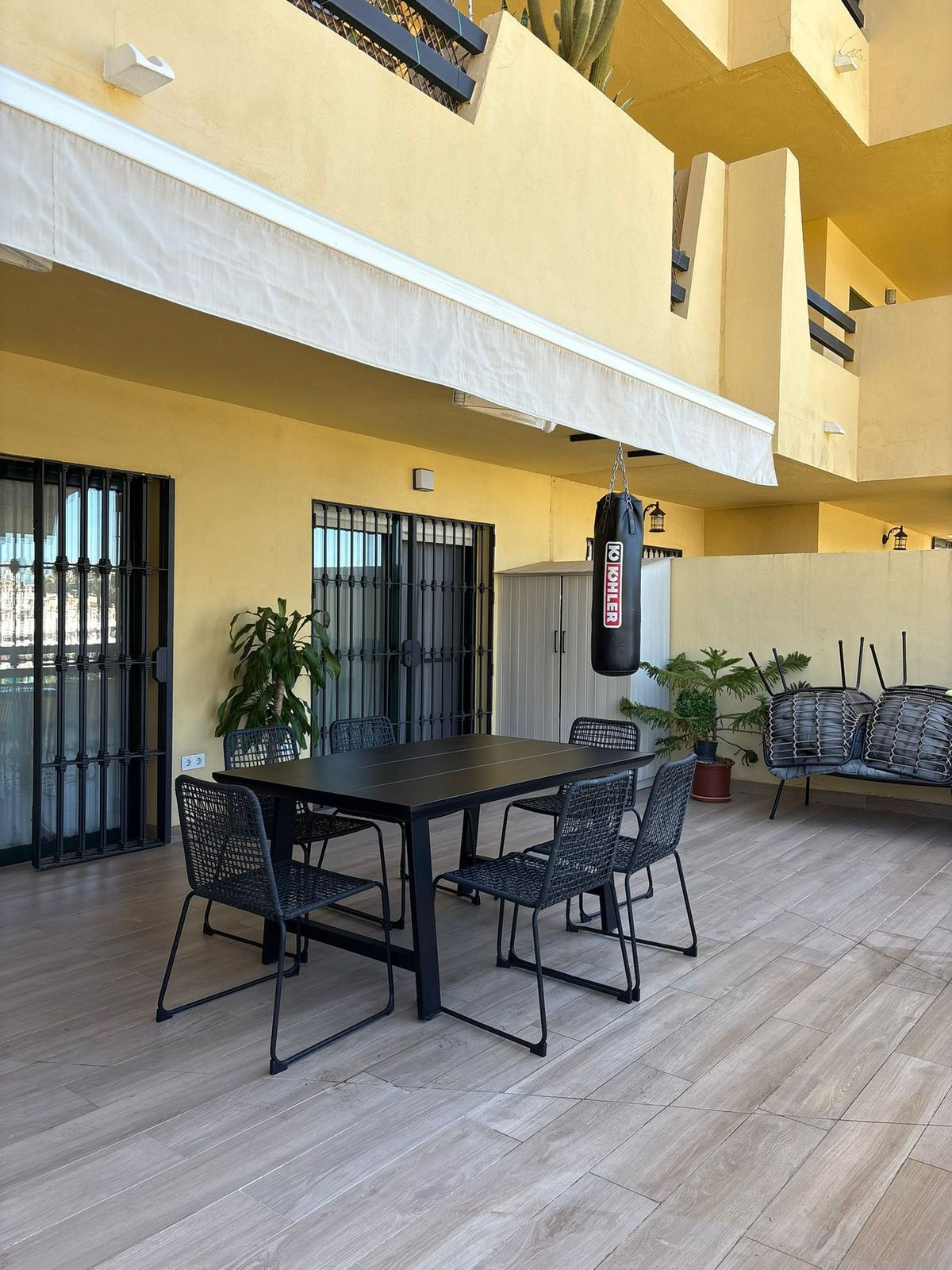 Se vende Apartamento Planta Baja de 2 dormitorios en Costa Del Sol, Málaga, España