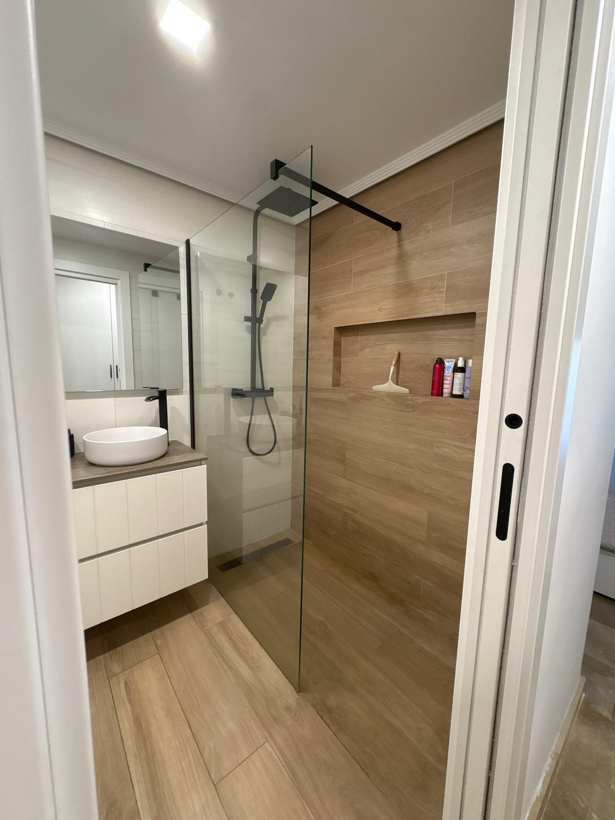 Se vende Apartamento Planta Baja de 2 dormitorios en Costa Del Sol, Málaga, España