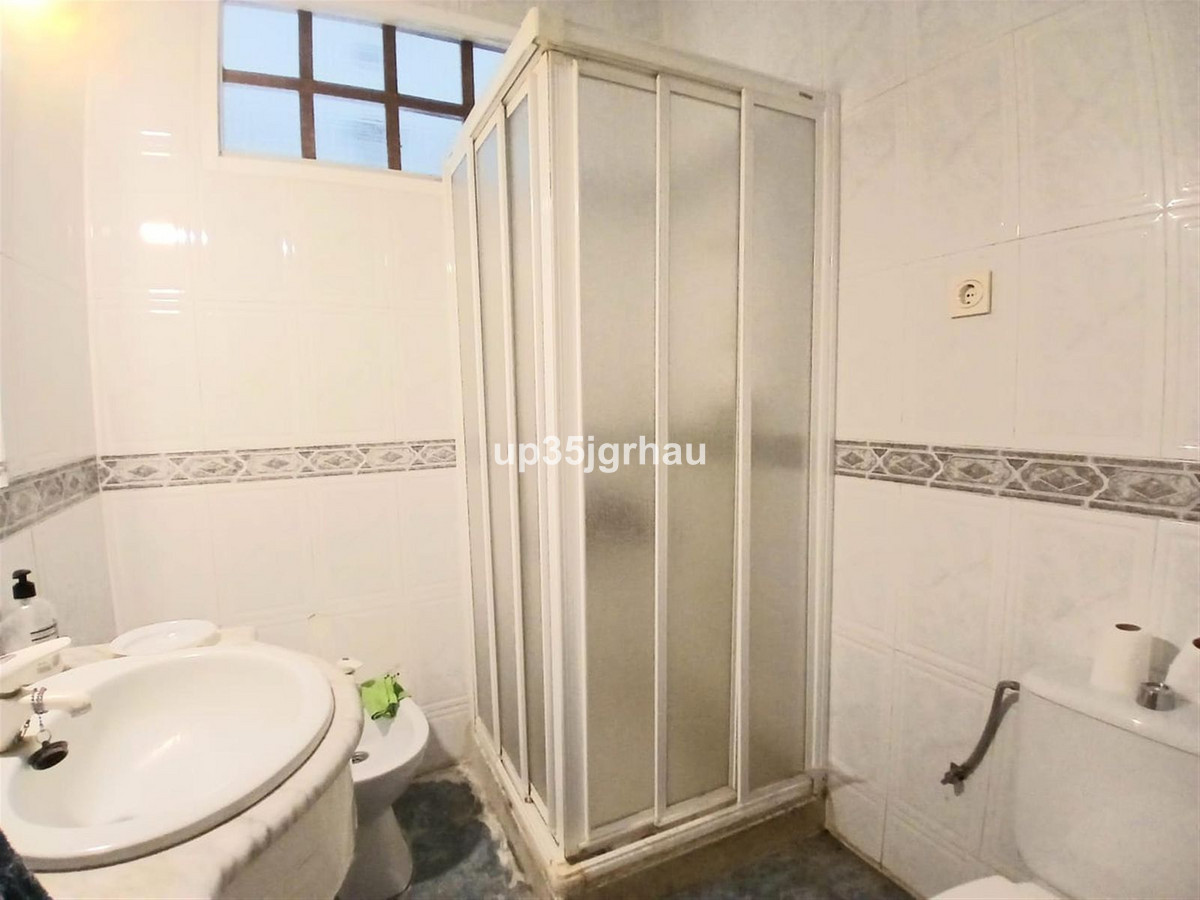 5 Bed Townhouse for sale in Estepona Costa Del Sol, Málaga, Spain