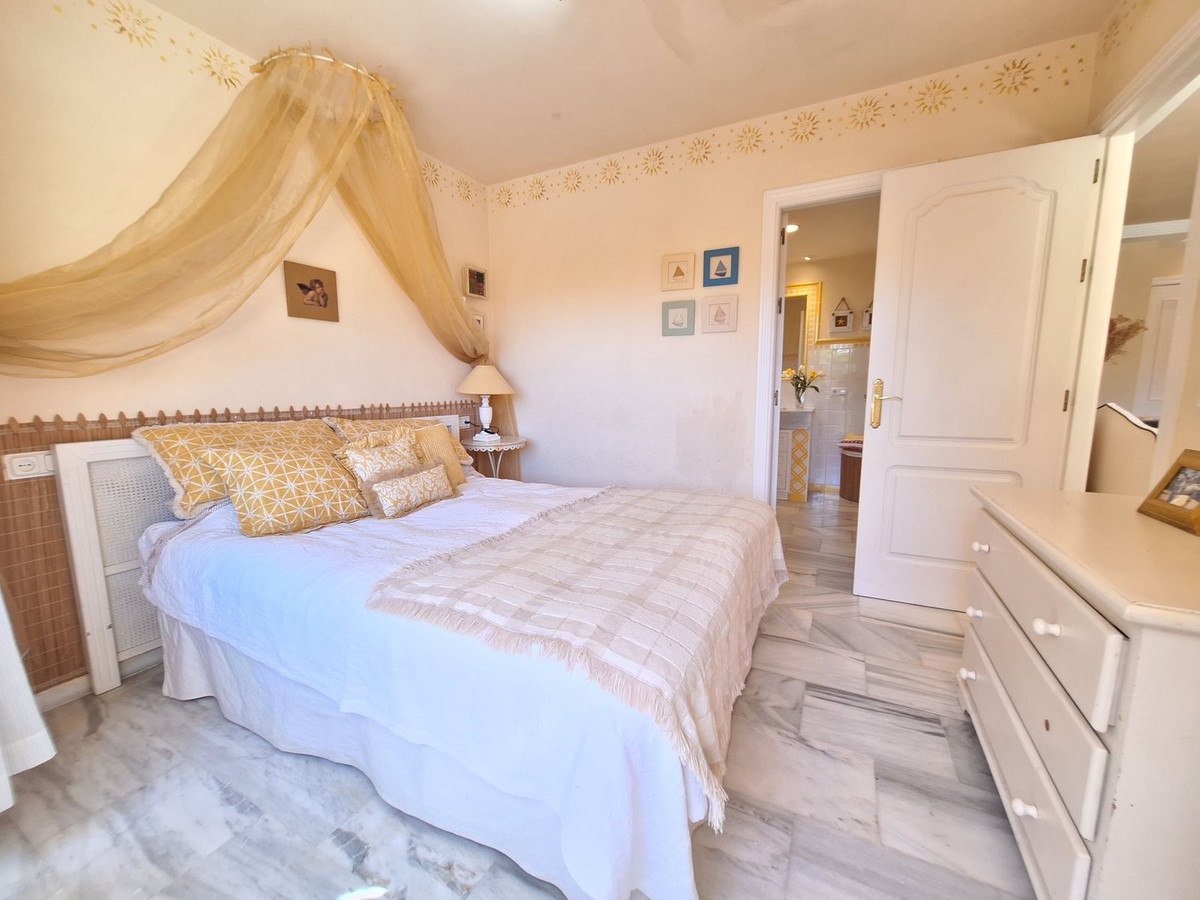 2 Bed Apartment for sale in Elviria Costa Del Sol, Málaga, Spain