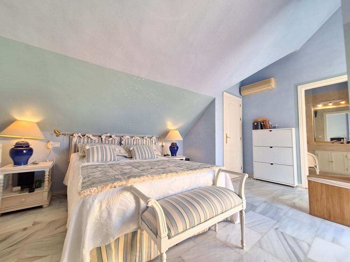 2 Bed Apartment for sale in Elviria Costa Del Sol, Málaga, Spain