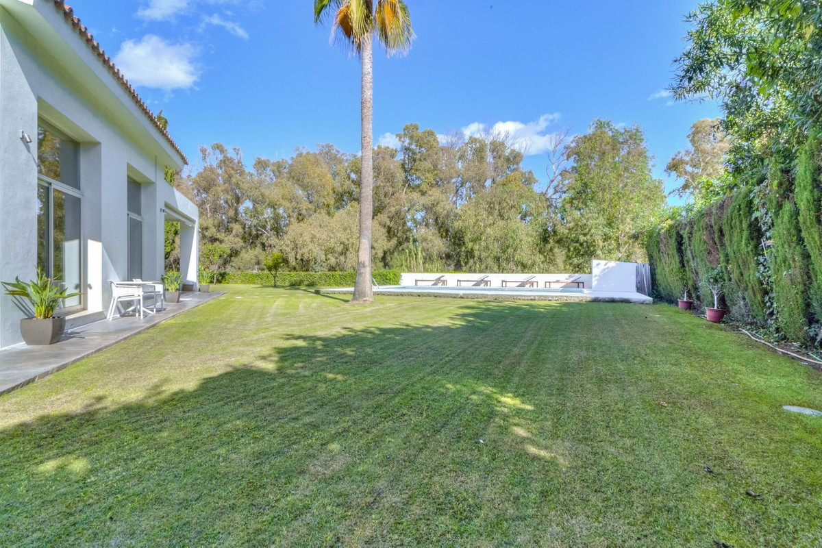 3 Bed Townhouse for sale in Guadalmina Baja Costa Del Sol, Málaga, Spain