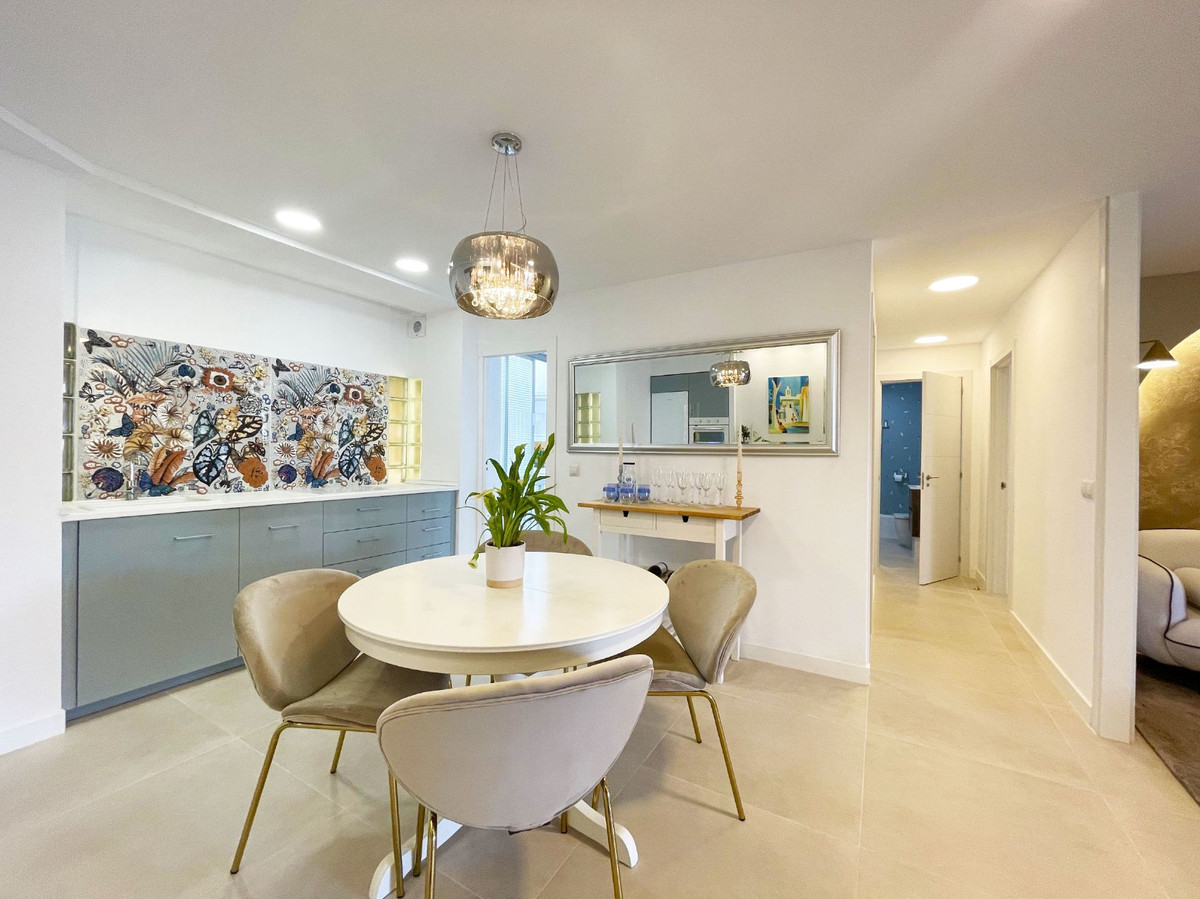 Se vende Apartamento Planta Media de 3 dormitorios en Costa Blanca, Alicante, España