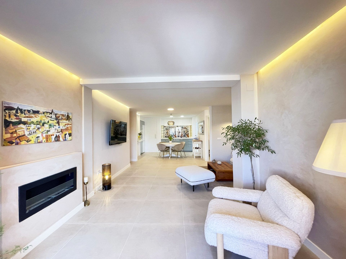 Se vende Apartamento Planta Media de 3 dormitorios en Costa Blanca, Alicante, España