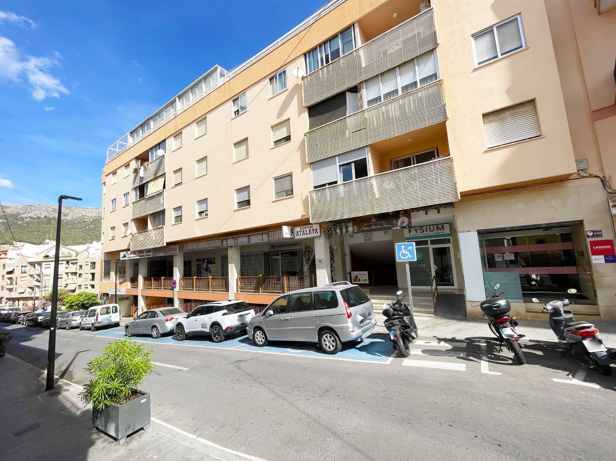 Se vende Apartamento Planta Media de 3 dormitorios en Costa Blanca, Alicante, España