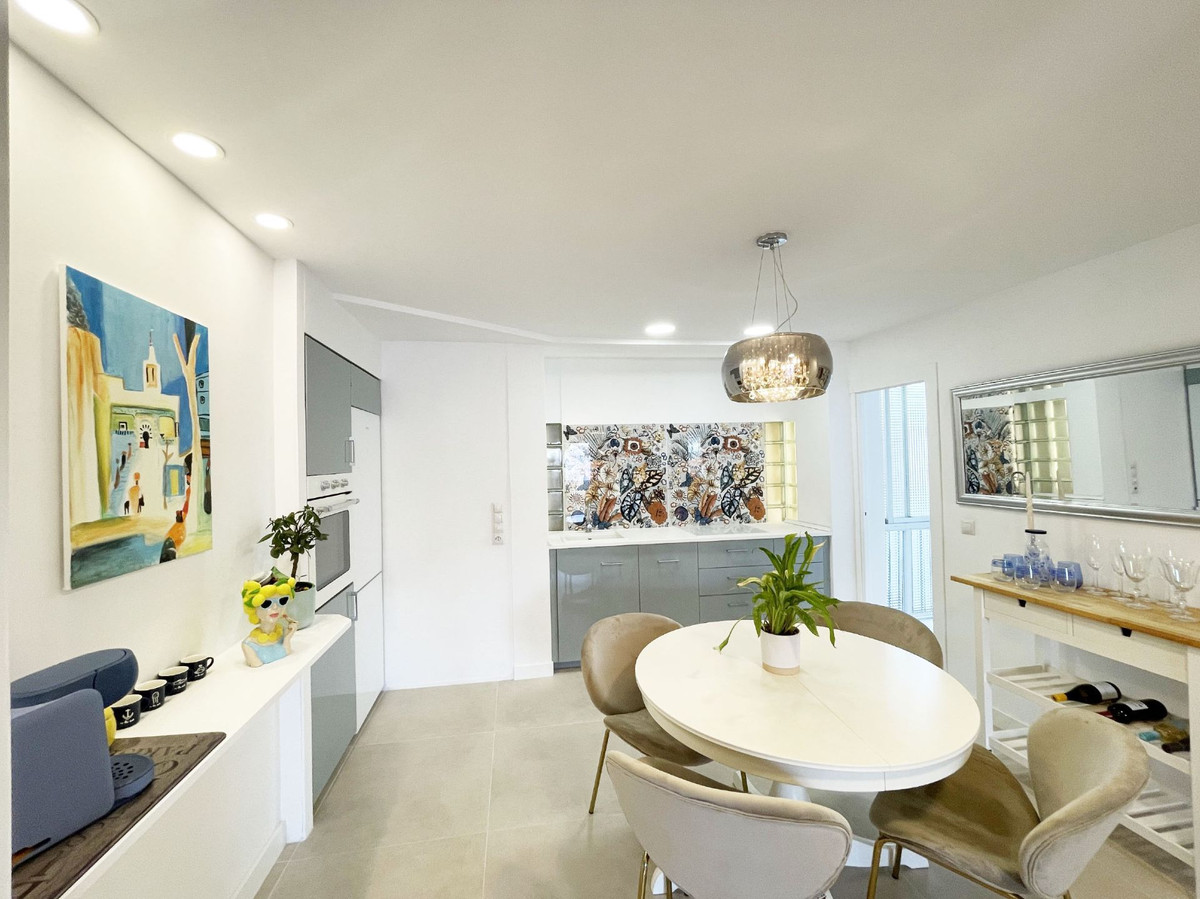 Se vende Apartamento Planta Media de 3 dormitorios en Costa Blanca, Alicante, España