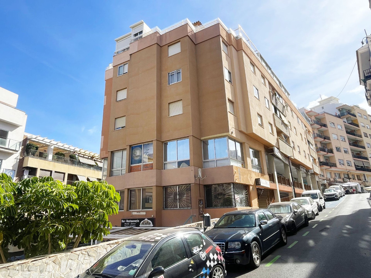 Se vende Apartamento Planta Media de 3 dormitorios en Costa Blanca, Alicante, España
