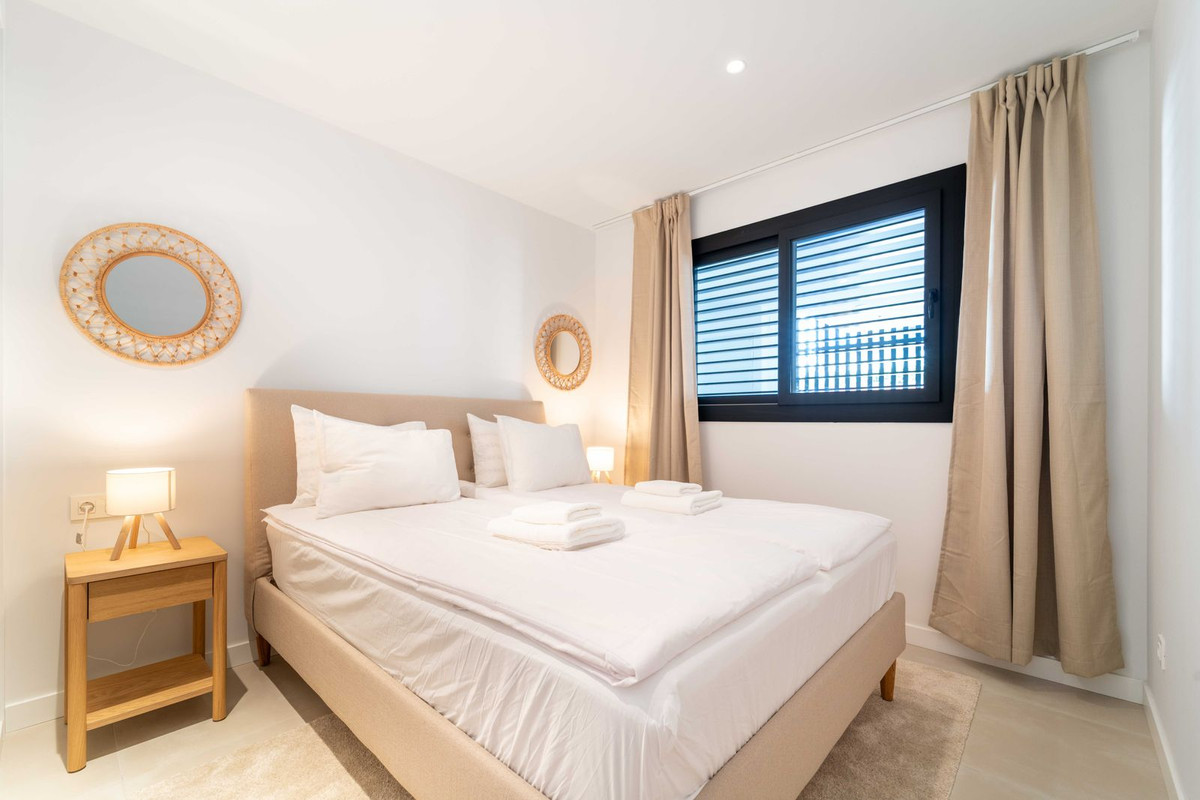 Se vende Apartamento Planta Baja de 2 dormitorios en Costa Del Sol, Málaga, España