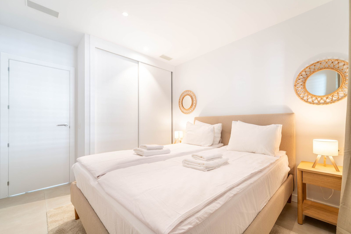 Se vende Apartamento Planta Baja de 2 dormitorios en Costa Del Sol, Málaga, España