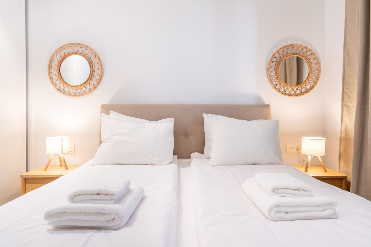 Se vende Apartamento Planta Baja de 2 dormitorios en Costa Del Sol, Málaga, España