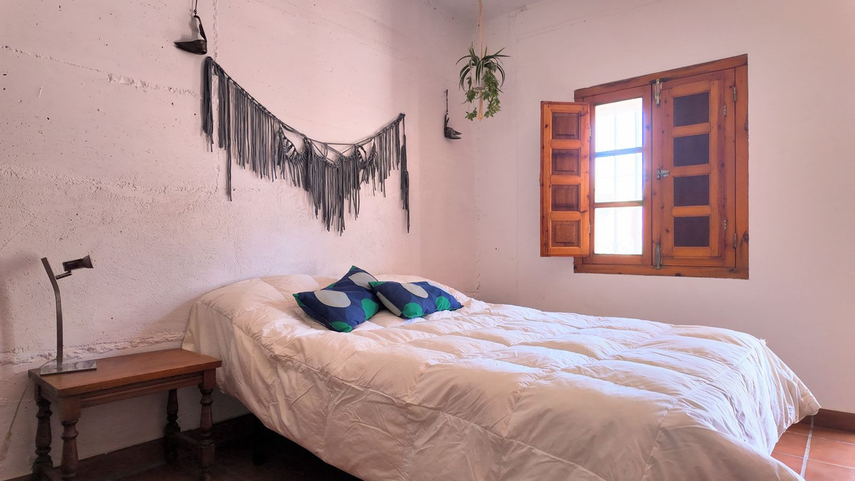 Se vende Finca - Cortijo de 2 dormitorios en Costa Del Sol, Málaga, España