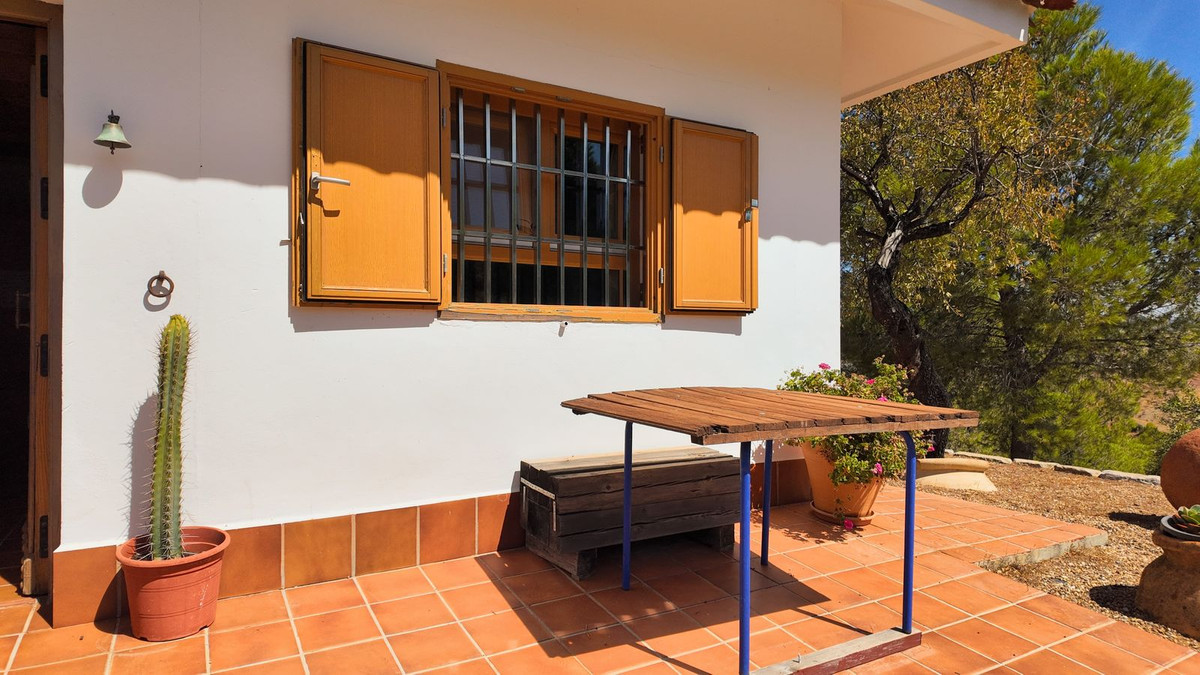 Se vende Finca - Cortijo de 2 dormitorios en Costa Del Sol, Málaga, España