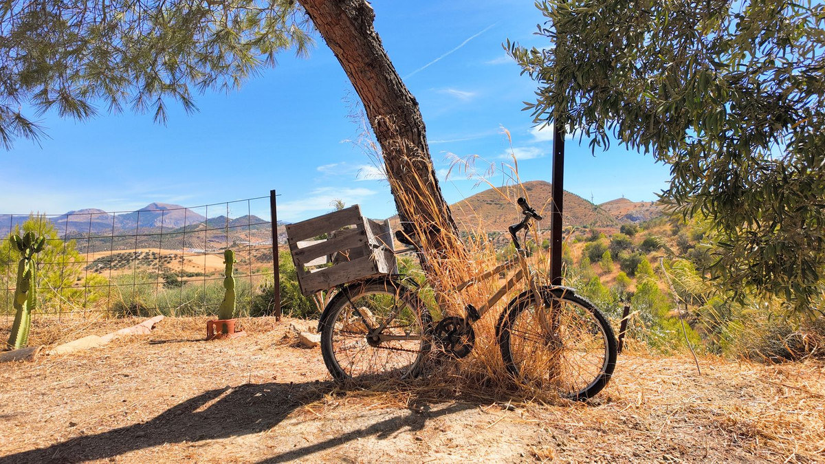 Se vende Finca - Cortijo de 2 dormitorios en Costa Del Sol, Málaga, España