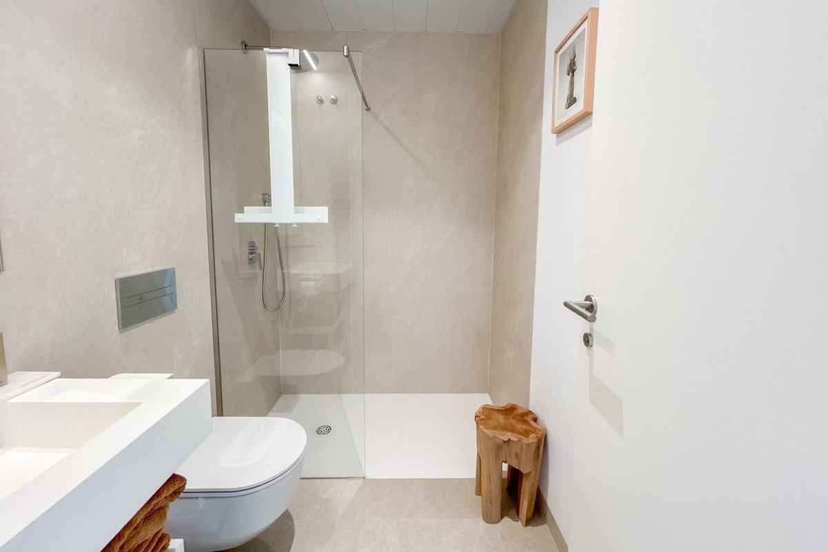 3 Bed Apartment for sale in Torremolinos Costa Del Sol, Málaga, Spain