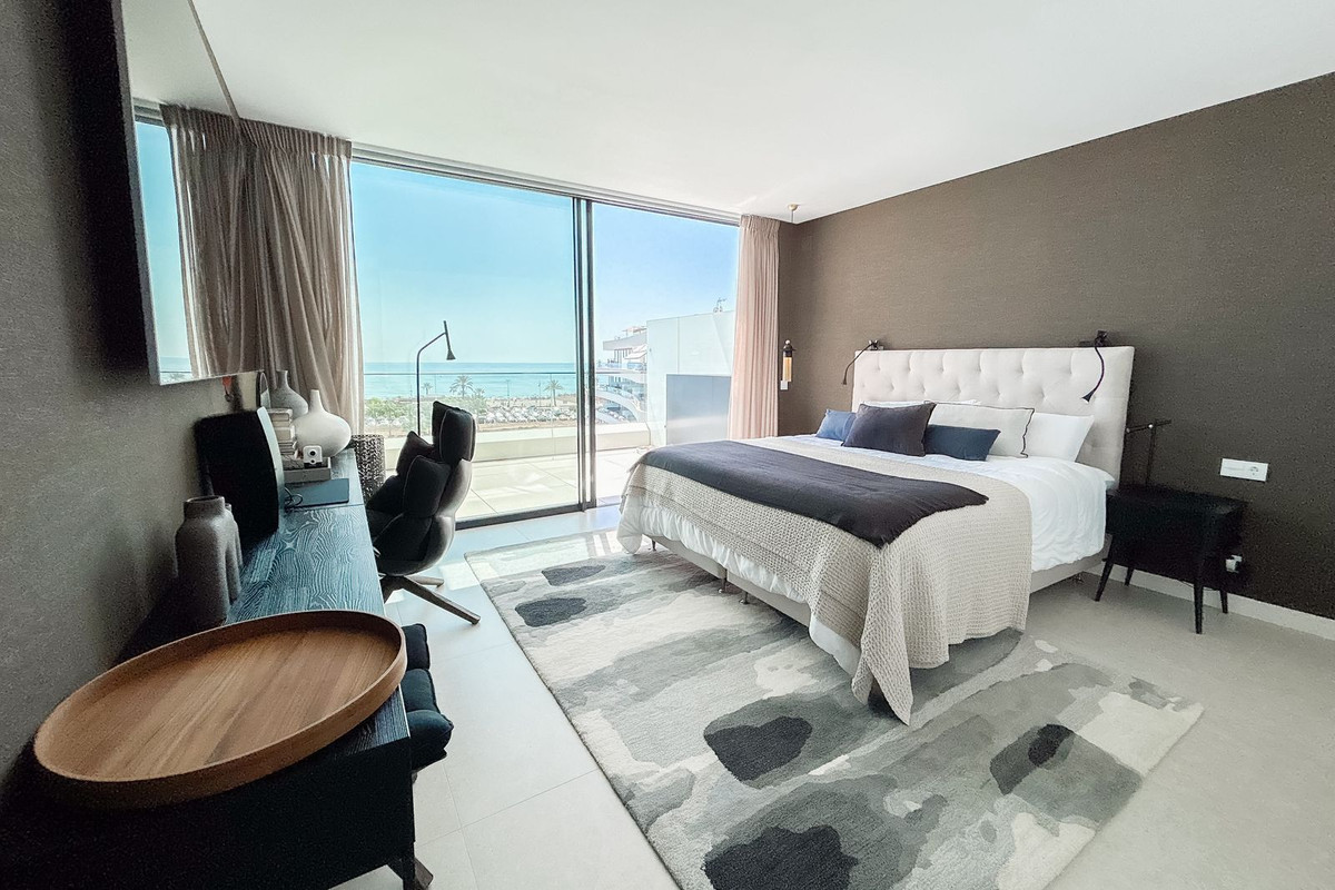 3 Bed Apartment for sale in Torremolinos Costa Del Sol, Málaga, Spain