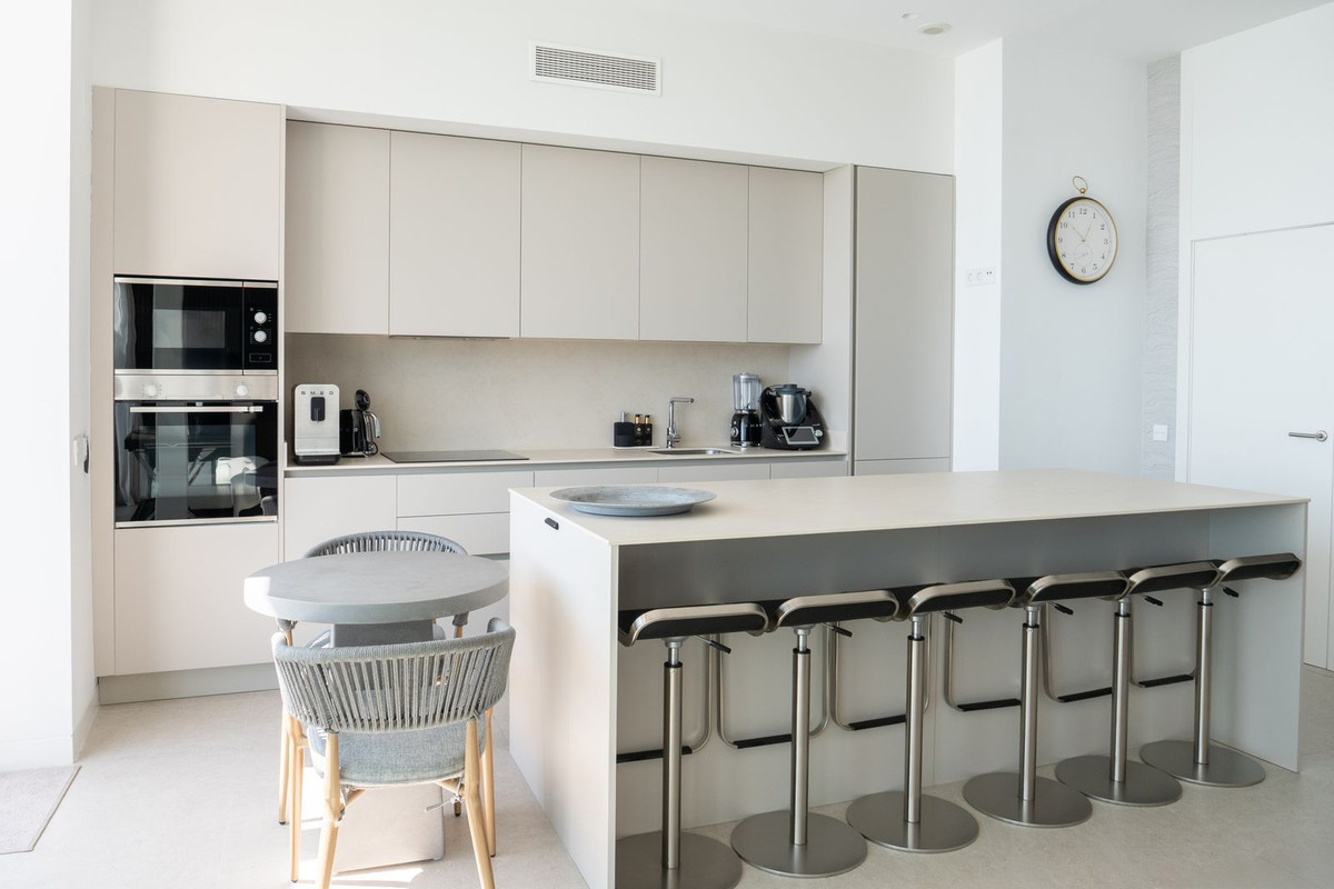 3 Bed Apartment for sale in Torremolinos Costa Del Sol, Málaga, Spain
