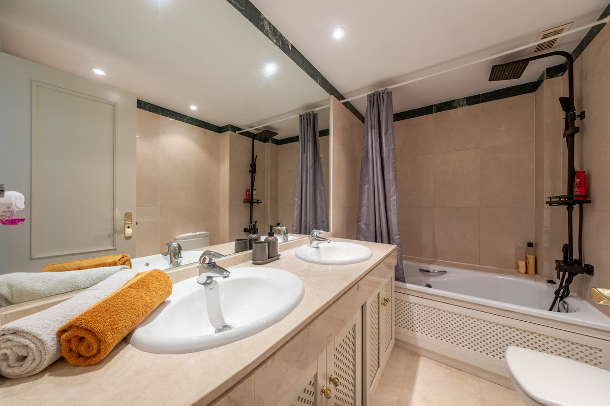 3 Bed Apartment for sale in Sotogrande Marina Costa Del Sol, Cádiz, Spain
