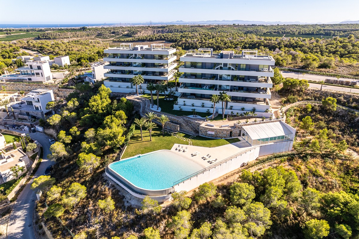 3 Bed Apartment for sale in Las Colinas Golf Costa Blanca, Alicante, Spain