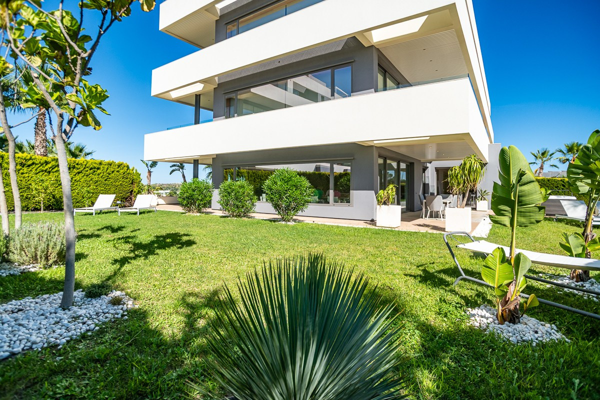 3 Bed Apartment for sale in Las Colinas Golf Costa Blanca, Alicante, Spain