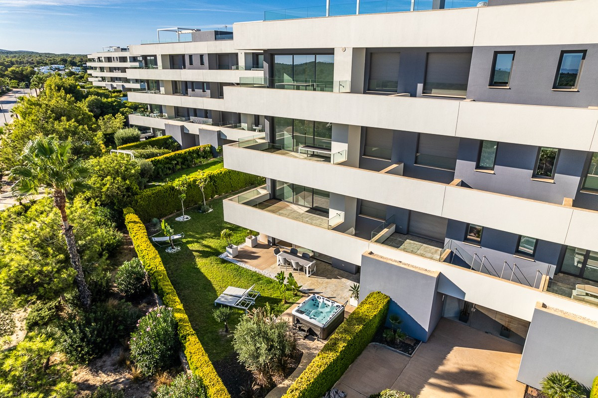 3 Bed Apartment for sale in Las Colinas Golf Costa Blanca, Alicante, Spain