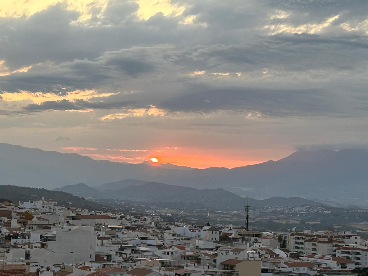 2 Bed Apartment for sale in Alhaurín El Grande Costa Del Sol, Málaga, Spain