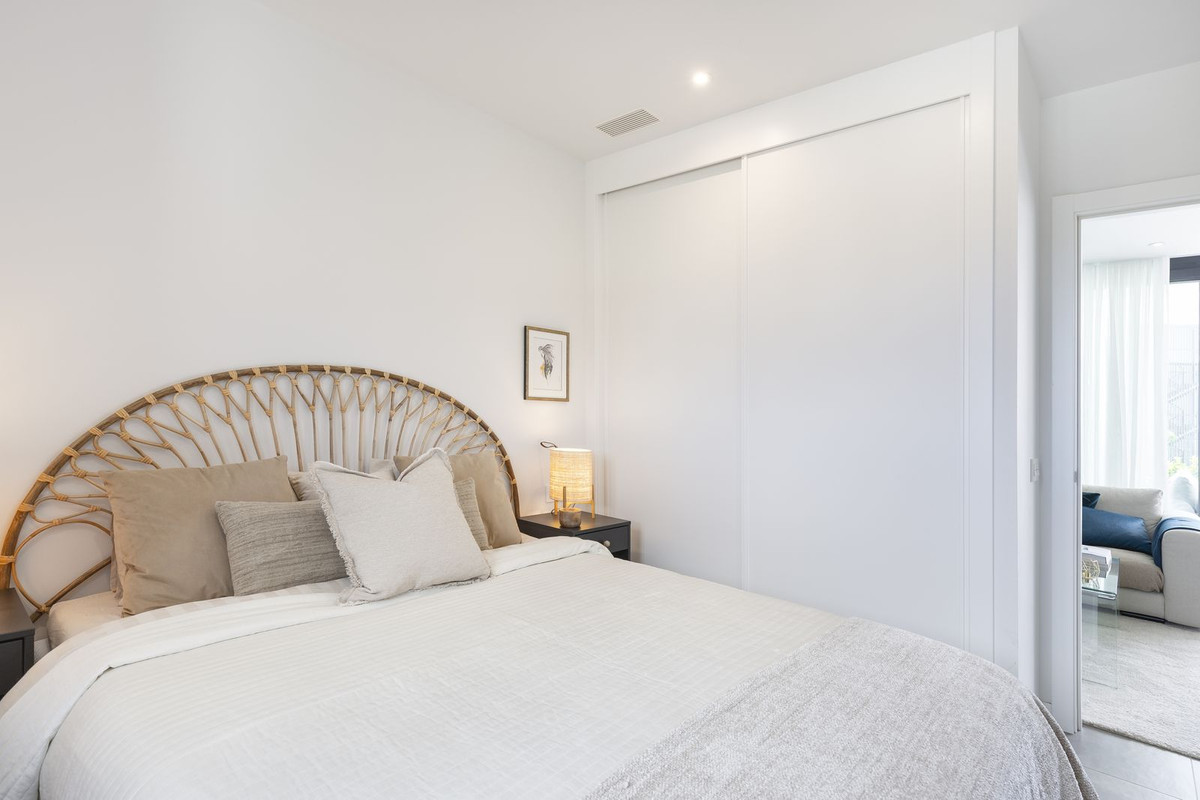 Se vende Apartamento Planta Baja de 2 dormitorios en Costa Del Sol, Málaga, España