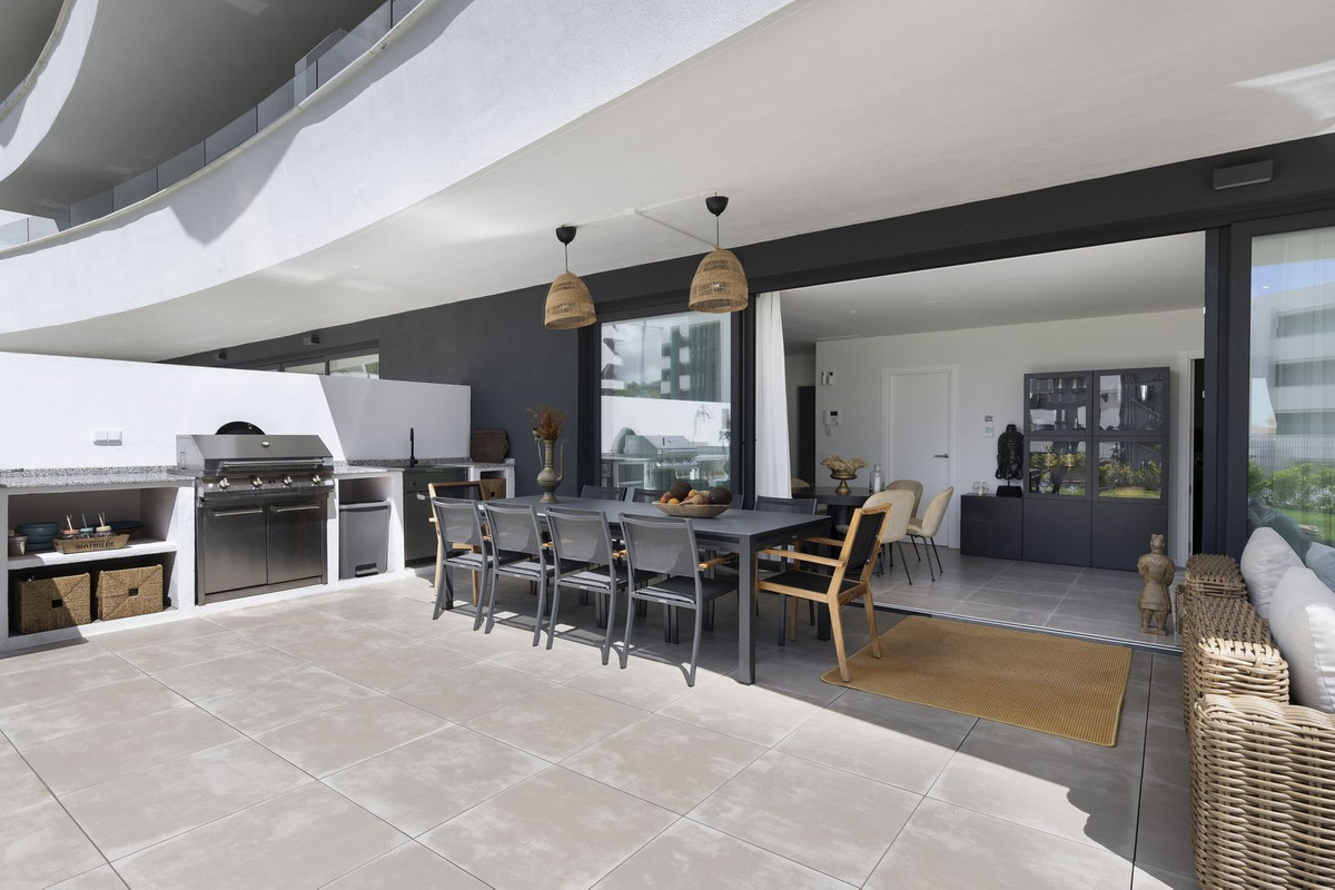 Se vende Apartamento Planta Baja de 2 dormitorios en Costa Del Sol, Málaga, España