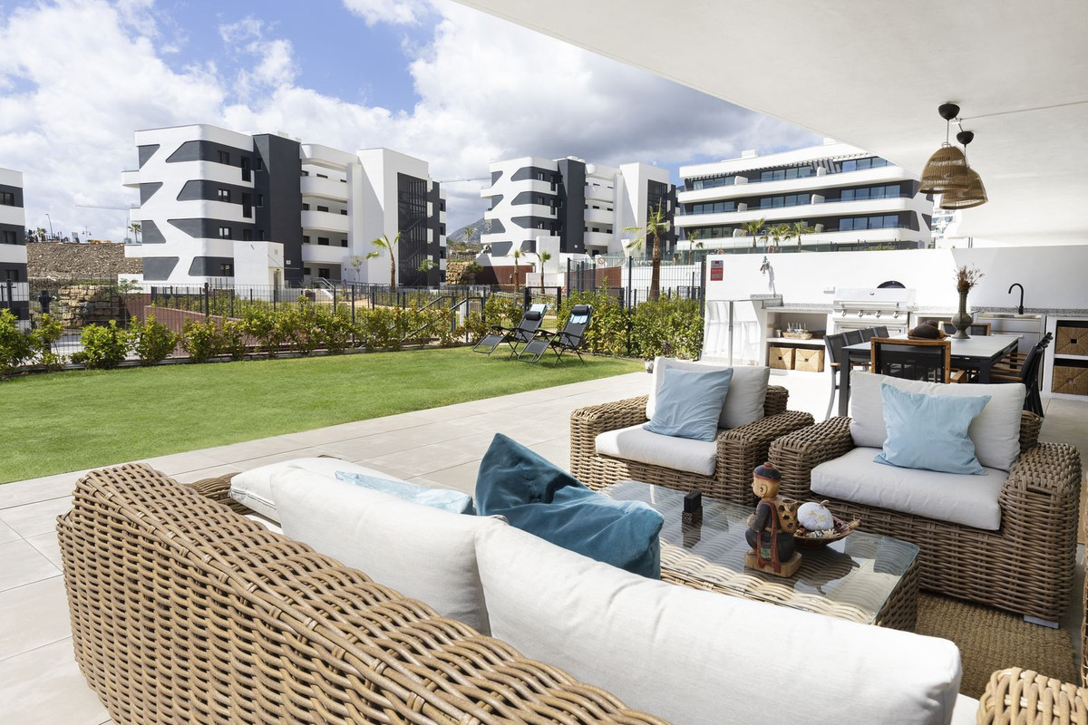 Se vende Apartamento Planta Baja de 2 dormitorios en Costa Del Sol, Málaga, España