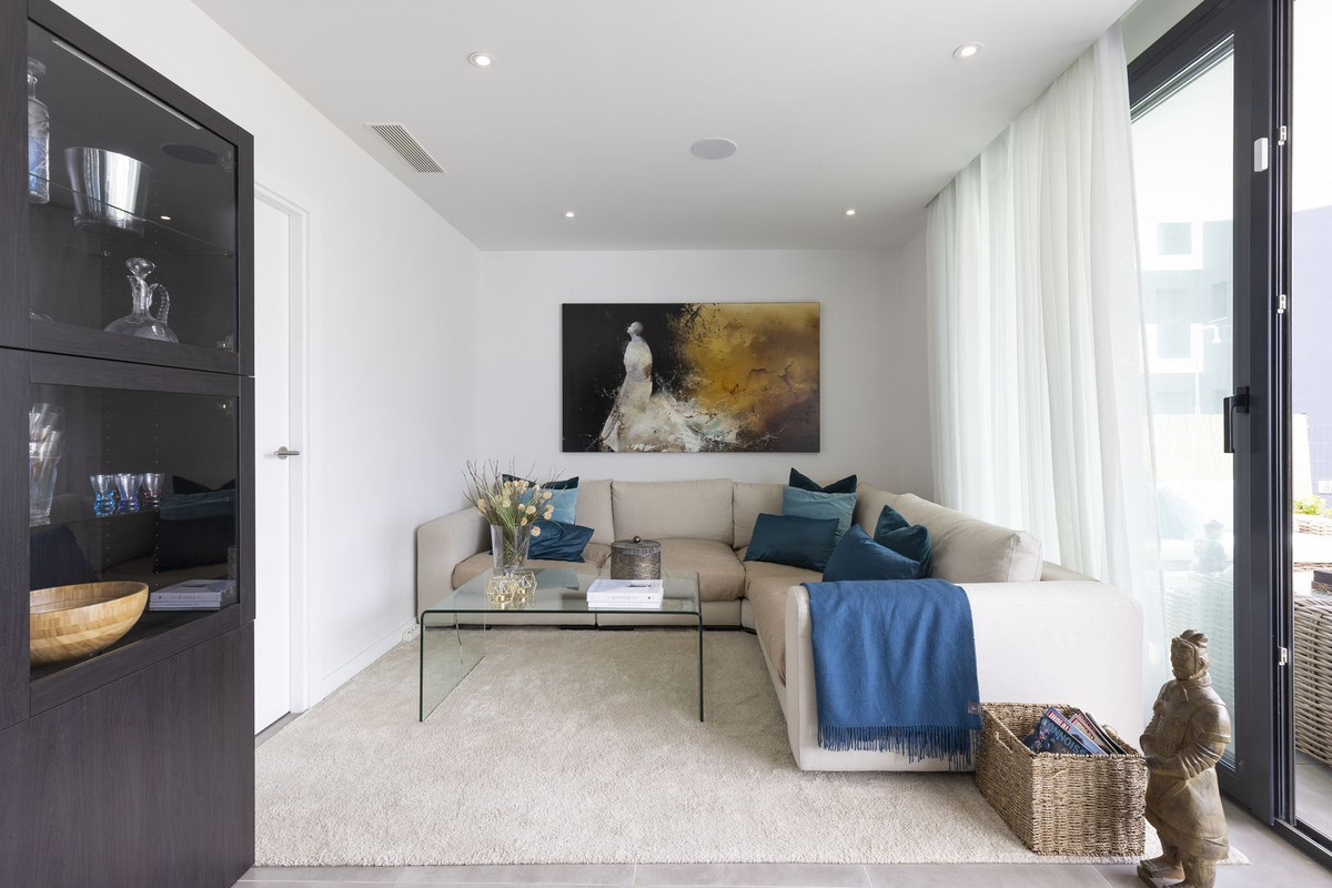 Se vende Apartamento Planta Baja de 2 dormitorios en Costa Del Sol, Málaga, España