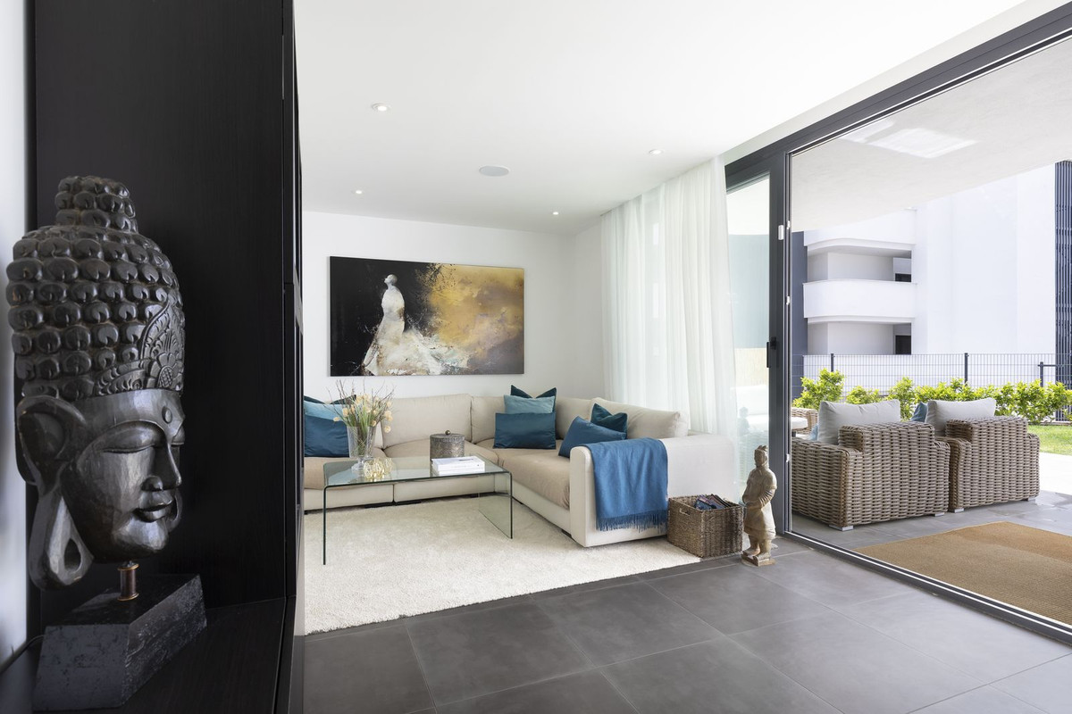 Se vende Apartamento Planta Baja de 2 dormitorios en Costa Del Sol, Málaga, España