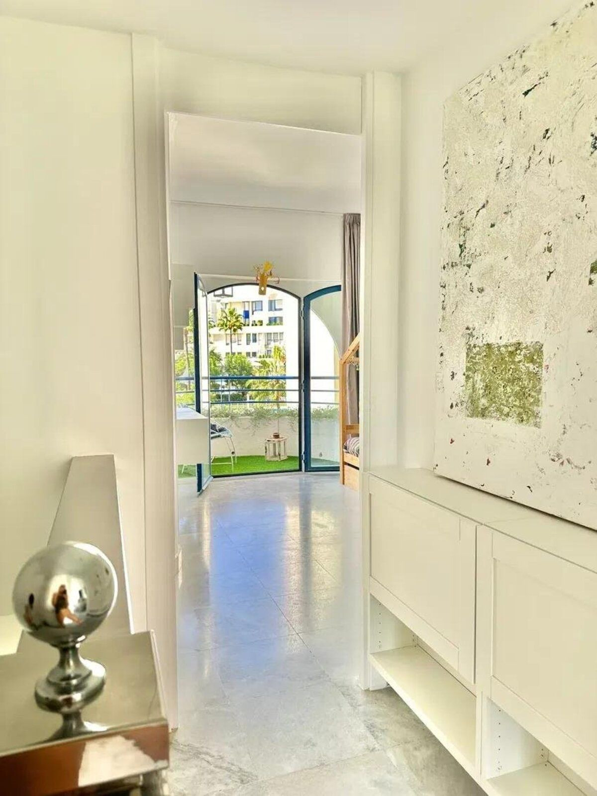 2 Bed Apartment for sale in The Golden Mile Costa Del Sol, Málaga, Spain